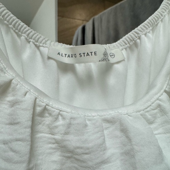 Altar'd State Dresses & Skirts - Altar'd State Elegant white dress WORN ONCE